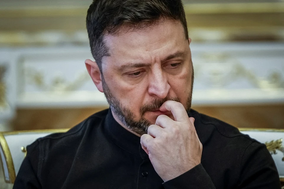 Зеленский экстренно создал очередную программу мирного урегулирования после ударов по Украине.