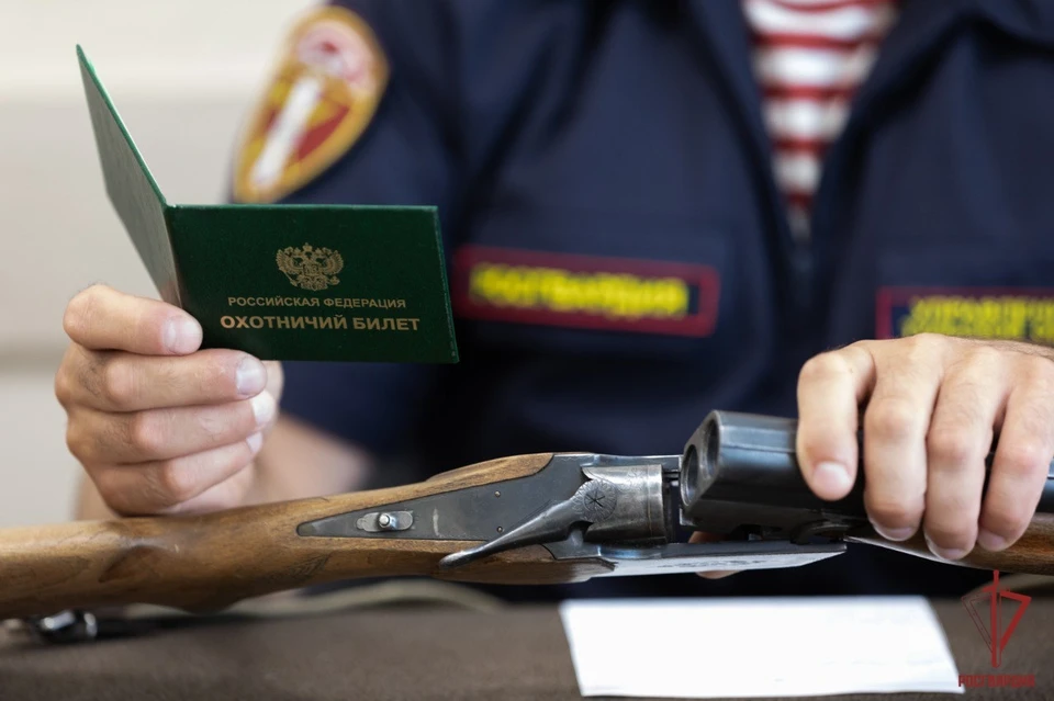 20 единиц охотничьего оружия передали тульские росгвардейцы в зону СВО
