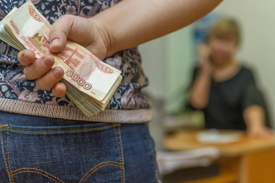 За отчетный период выявили 79 случаев получения взяток.