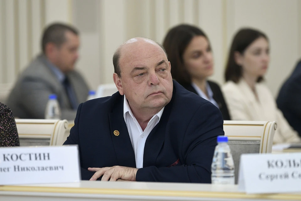 Олег Костин - новый руководитель областного Минздрава.