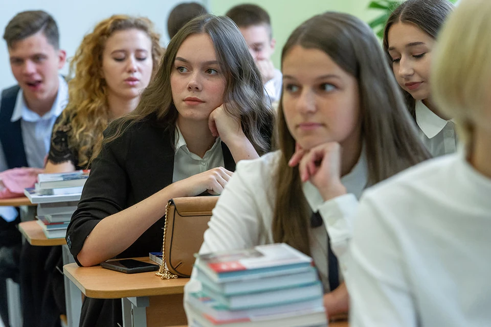 В РФ изменили модель итогового собеседования по русскому языку для девятиклассников.