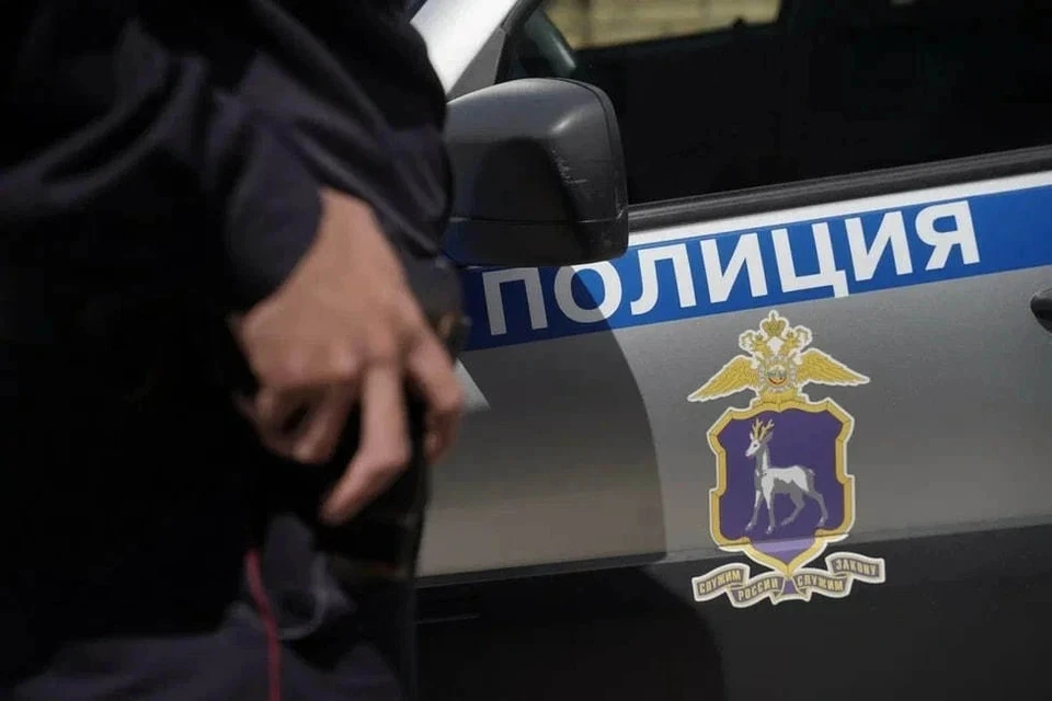 В Петербурге взорвался автомобиль, внутри было два человека