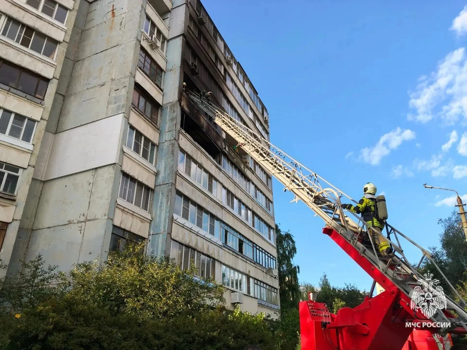15 человек эвакуировали при пожаре в девятиэтажке в Туле.