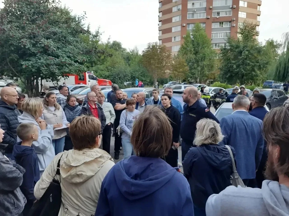 После атаки БПЛА состоялось внеочередное заседание оперштаба. Фото: канал Вячеслава Федорищева в МАКС