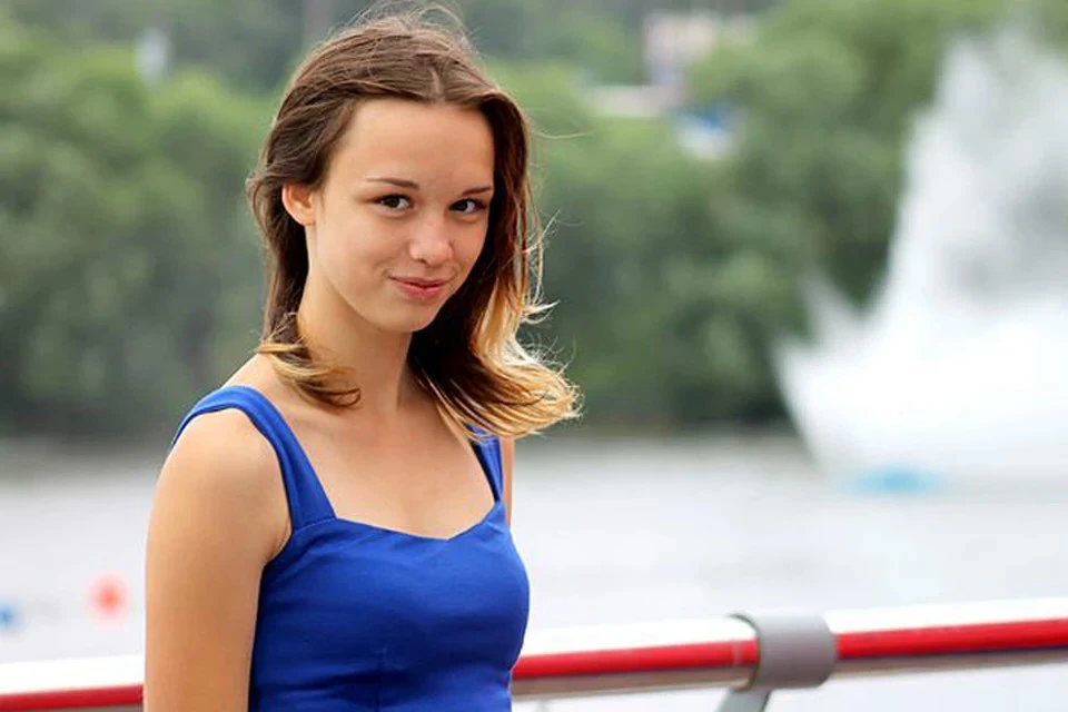 KP.RU: Диана Шурыгина помогла родителям купить дом после пожара. Фото: Личная страничка героя публикации в соцсети.