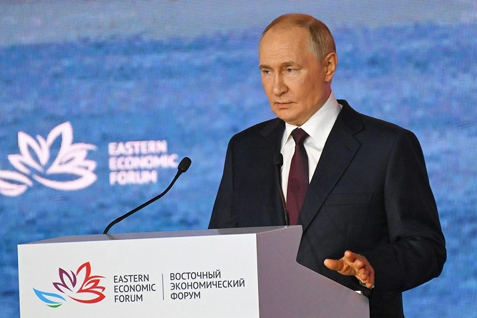 Путин: в России осталось отремонтировать 10% поврежденных НПЗ
