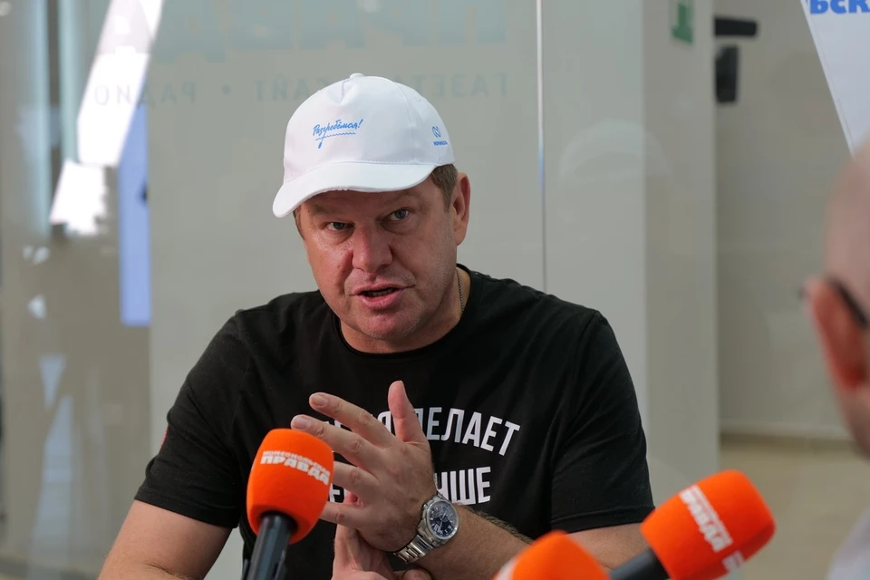 Телеведущий считает, что «Балтика» на своем поле переиграет действующих чемпионов.