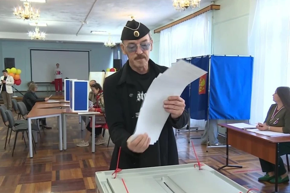 Михаил Боярский не пропускает выборы. Фото: кадр из видео АНО "Медиа Дом".