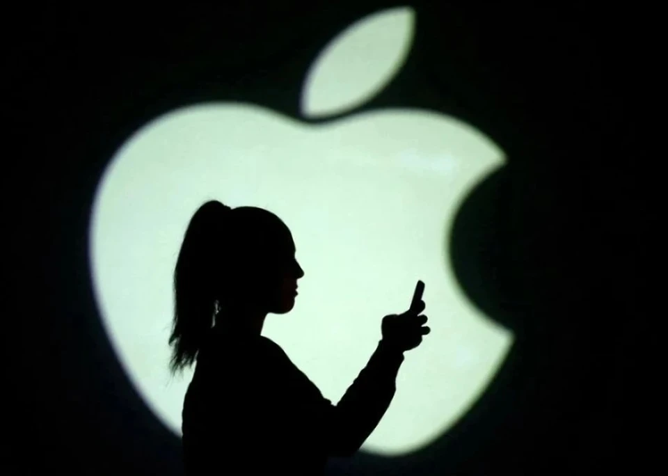 Пользователи жалуются на сбой в работе App Store в России 20 сентября