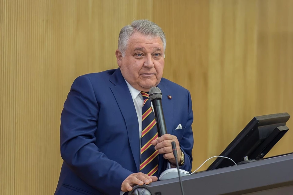 Михаил Ковальчук известен и как популяризатор науки. Фото: пресс-служба Политеха