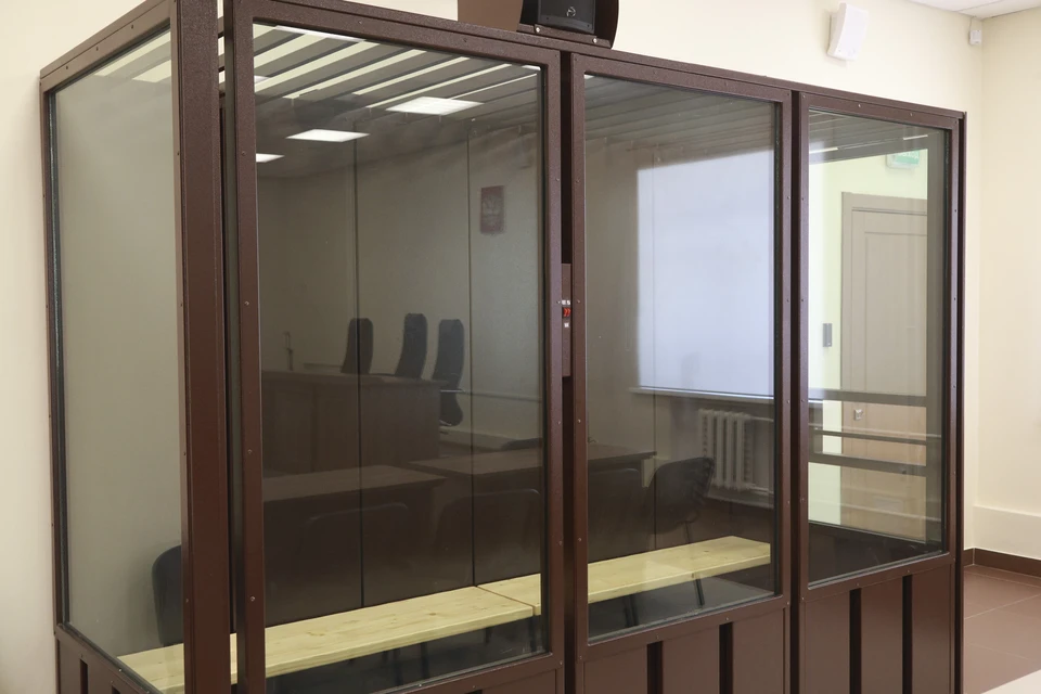 Ущерб, причиненный потерпевшей, обвиняемая в краже возместила.
