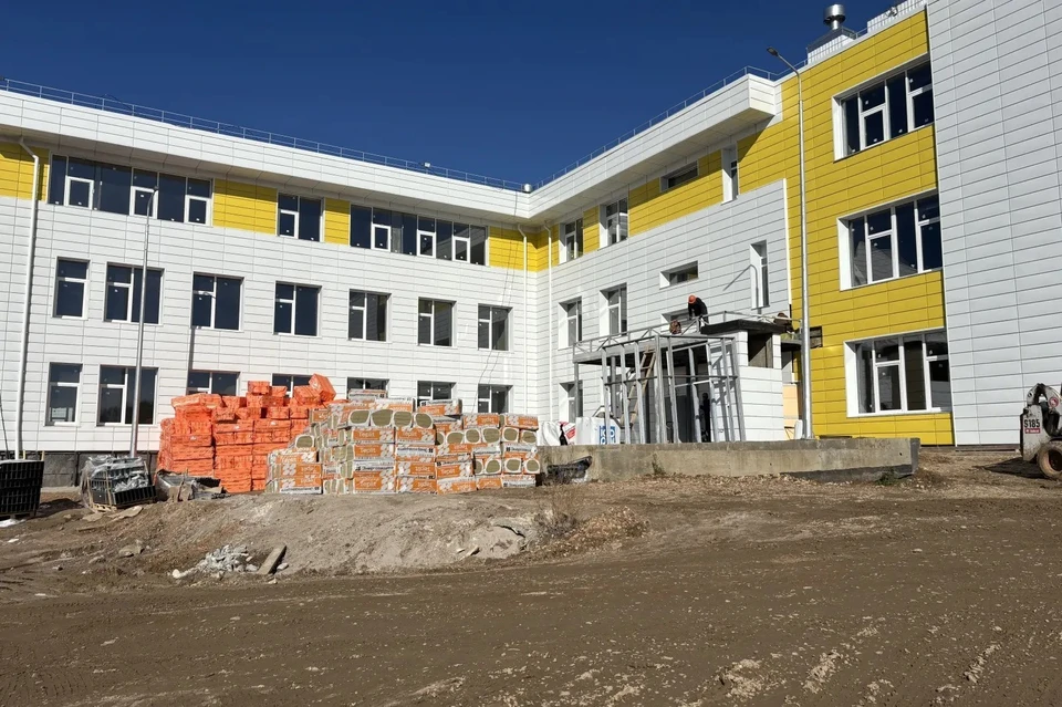 В Тайшете до конца года достроят школу на 1275 мест