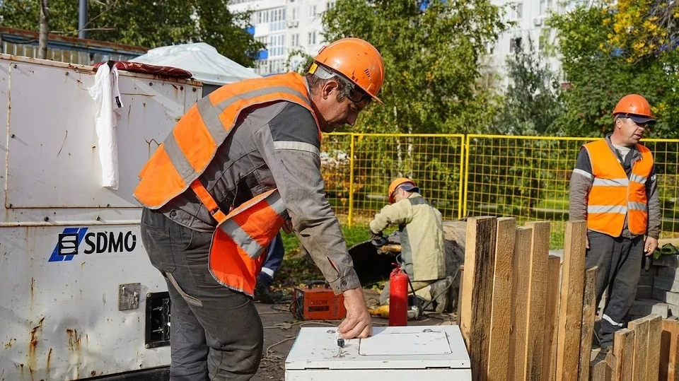 Пять километров сетей реконструируют на Московском шоссе в Нижнем Новгороде.