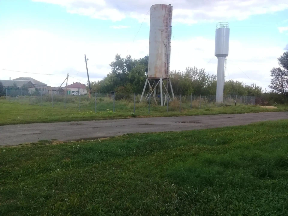 Специалисты отремонтировали 38 водонапорных башен и 31 уличную водоразборную колонку.