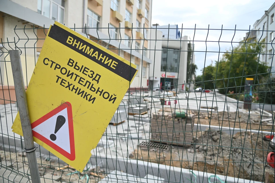 В Тамани приводят в порядок сквер и мемориал боевой славы