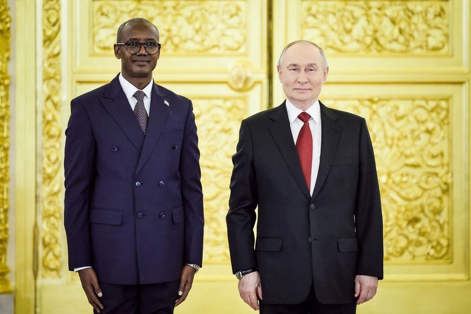 Президент России Владимир Путин знает, как развивать Африку, заявил посол Руанды Джозеф Нзабамвита после IX Международного форума "Северный Кавказ". Фото: Роман Наумов/URA.RU/ТАСС