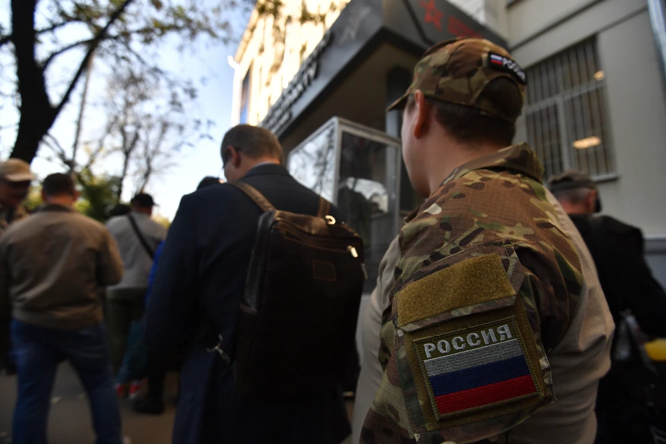 Набор в мобильные огневые группы стартовал в военкоматах Краснодара