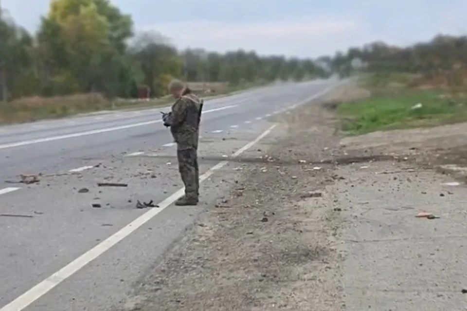 Точным огнём из стрелкового оружия росгвардейцы нейтрализовали БПЛА. ФОТО: скриншот с видео