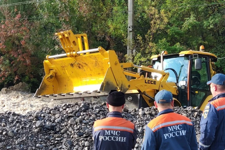 Вода уходит из троллейбусного парка Ялты