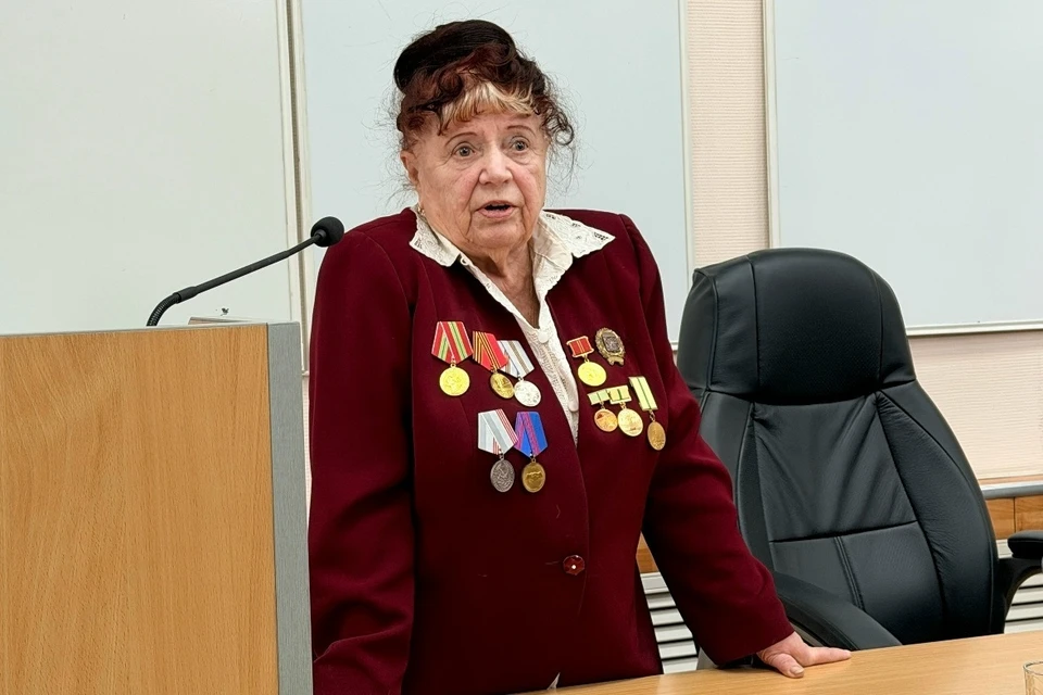 Антонина Дмитриева более 60 лет трудилась в школе. Фото: пресс-служба Горно-Алтайского государственного университета