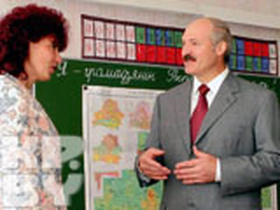 Александр Лукашенко уверен, что детям хватит и 11 лет за партой.