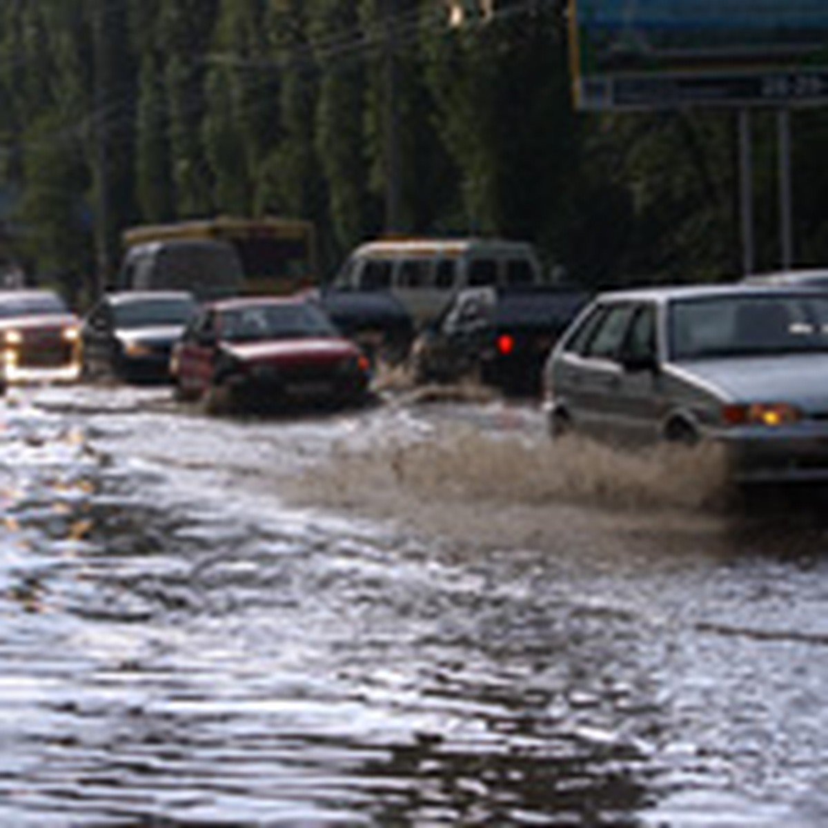 Саратов оказался «по уши» в воде - KP.RU