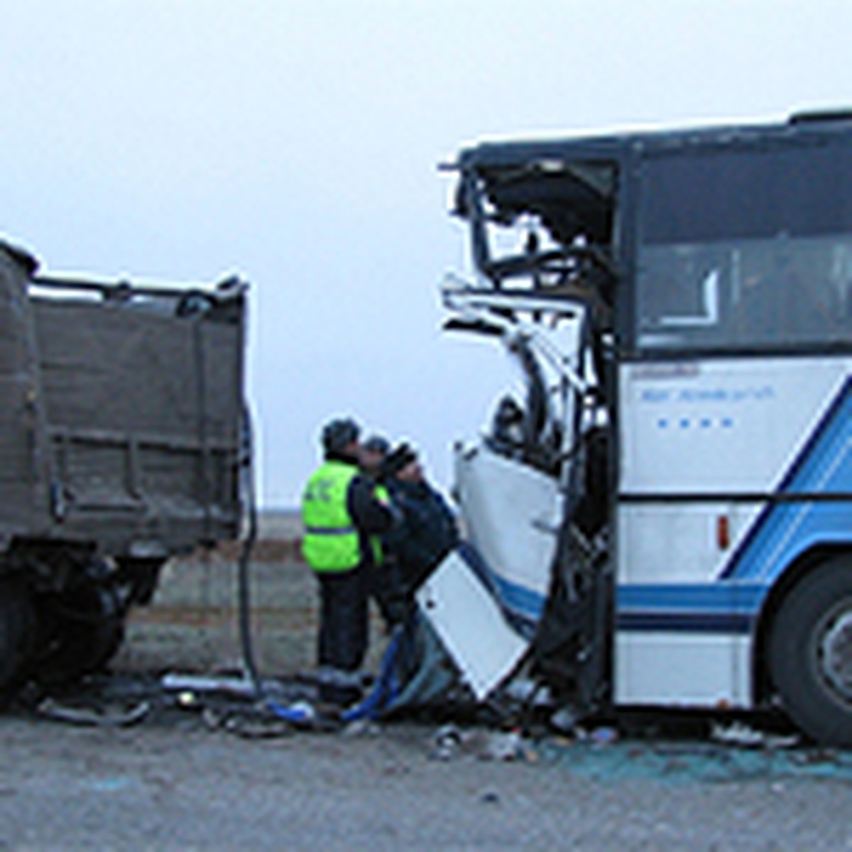 Всех пострадавших в аварии с автобусом «Волгоград-Грозный» выписали из  больницы - KP.RU