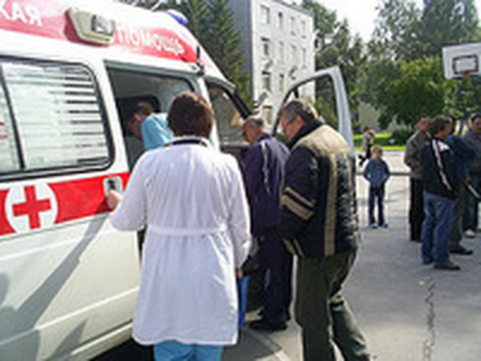 В Челябинске во дворе давят детей!