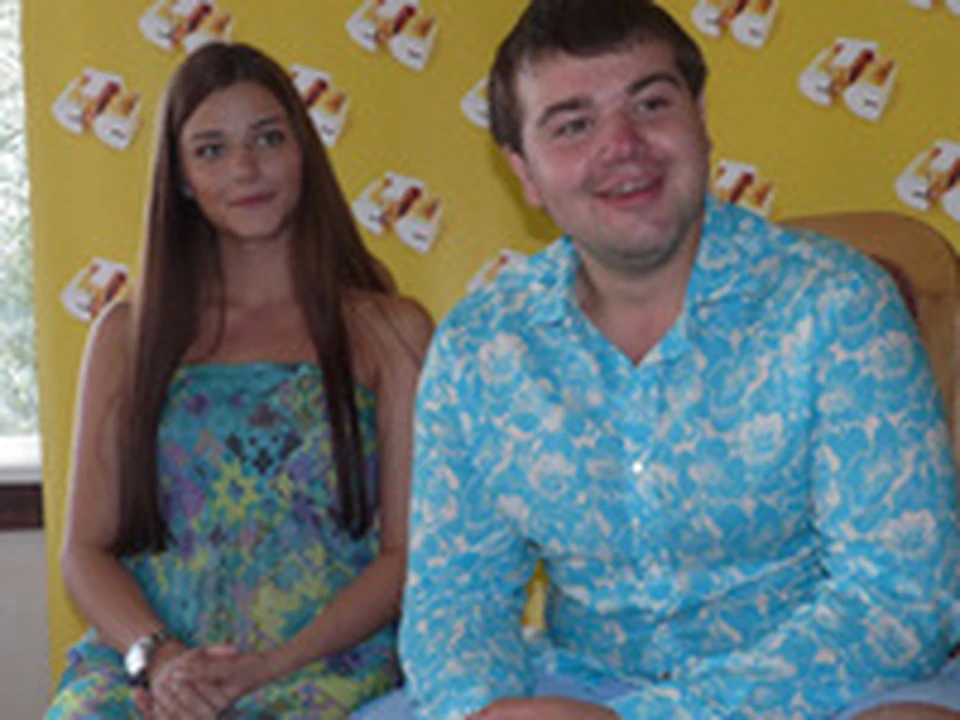 Көбіктегі сиськи секс фото Наталья Поклонская нейрондық формада трафарет болды