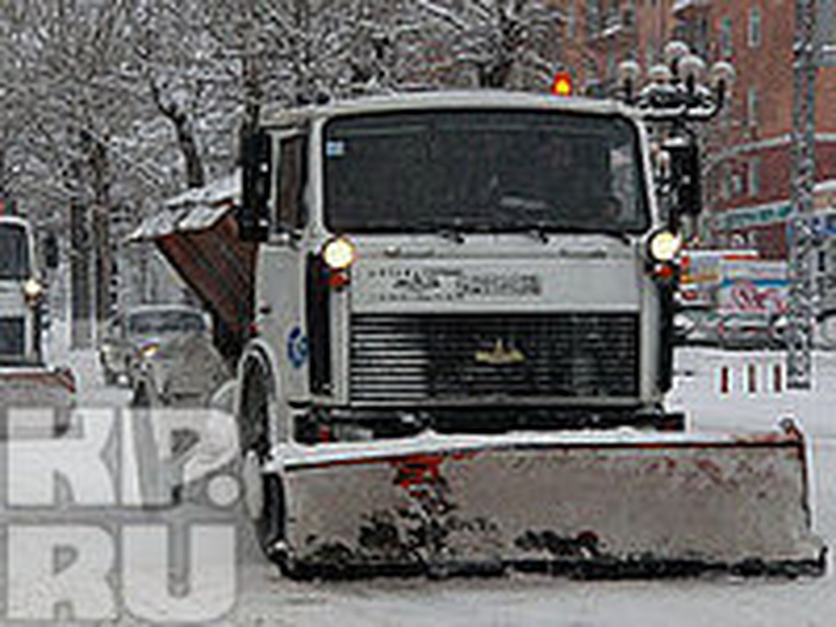 В Барнауле из-за снега столкнулись два автобуса и 16 машин - KP.RU