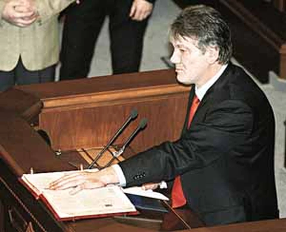 Вчера Ющенко нарушил столько законов, сколько смог.