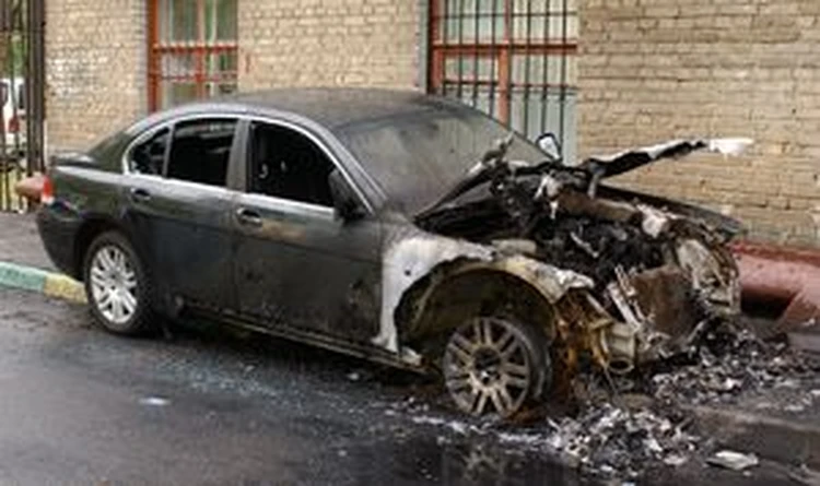 Машины в Москве поджигали от скуки и несчастной любви
