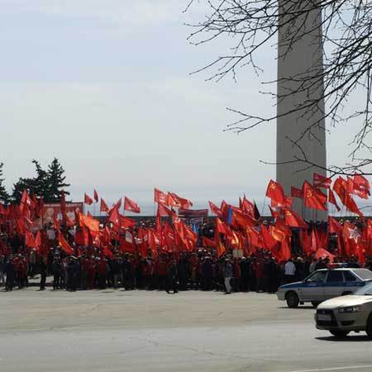 На митинг против перевалочного пункта НАТО в Ульяновске приехали около 4000  человек со всей страны - KP.RU