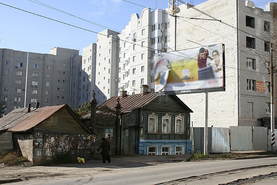 В Саратове квадратный метр потерял за месяц 0,5 процента и в рублях весит сейчас в среднем 39,1 тысячи.