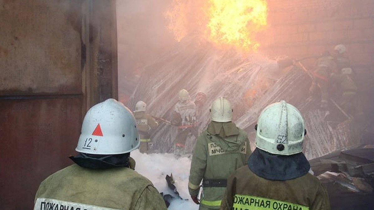 Рабочий, получивший смертельные ожоги во время пожара на заводе под  Белгородом, сам виноват в случившемся? - KP.RU