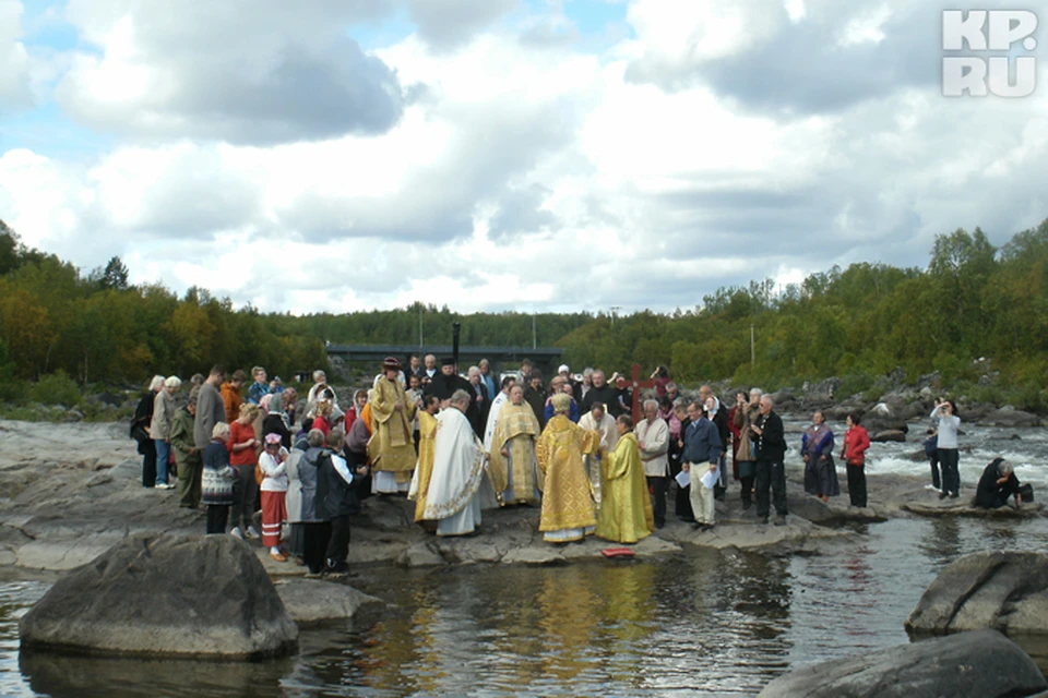 Вместе со своим митрополитом в Нейден съехалось финское православное духовенство и десятки верующих.