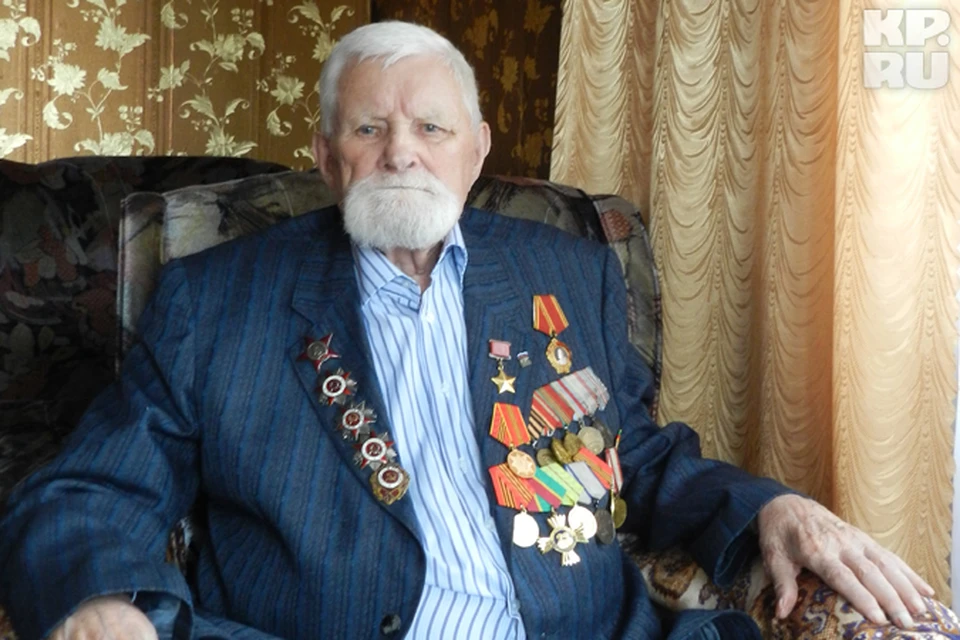Герой Советского Союза Иван Никифорович Лысенко
недавно отпраздновал юбилей.