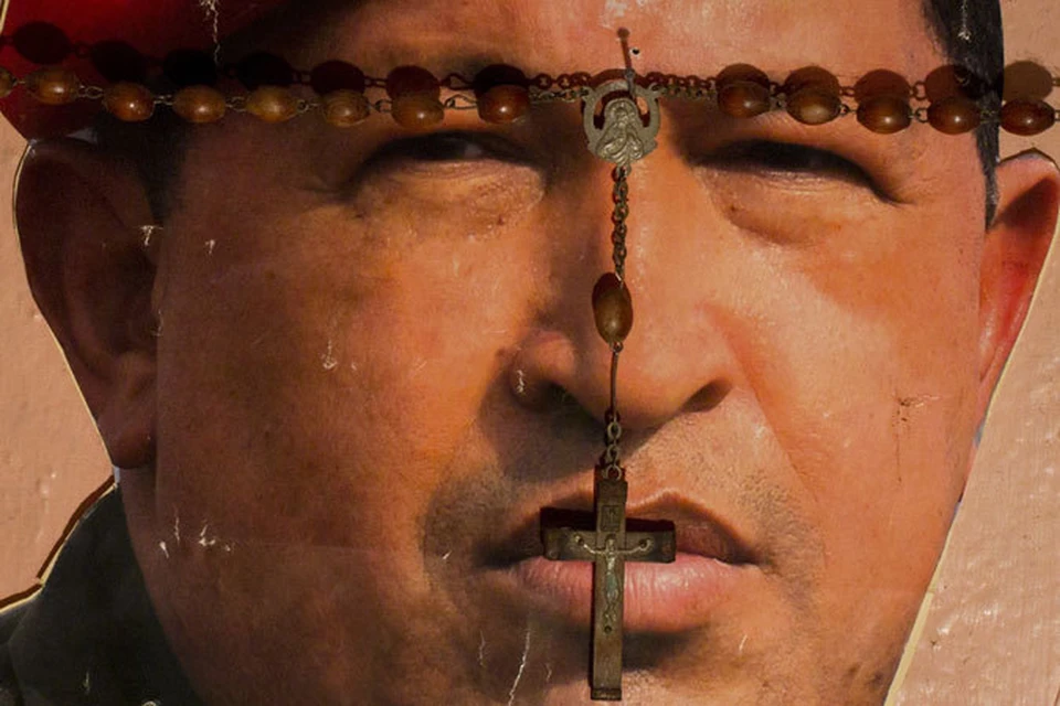Чавеса перевезли в подземный бункер Фиделя