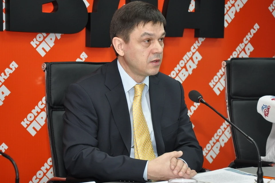 Представитель МИД РФ в Новосибирске Николай Афонасов побывал накануне в пресс-центре «Комсомольской правды».