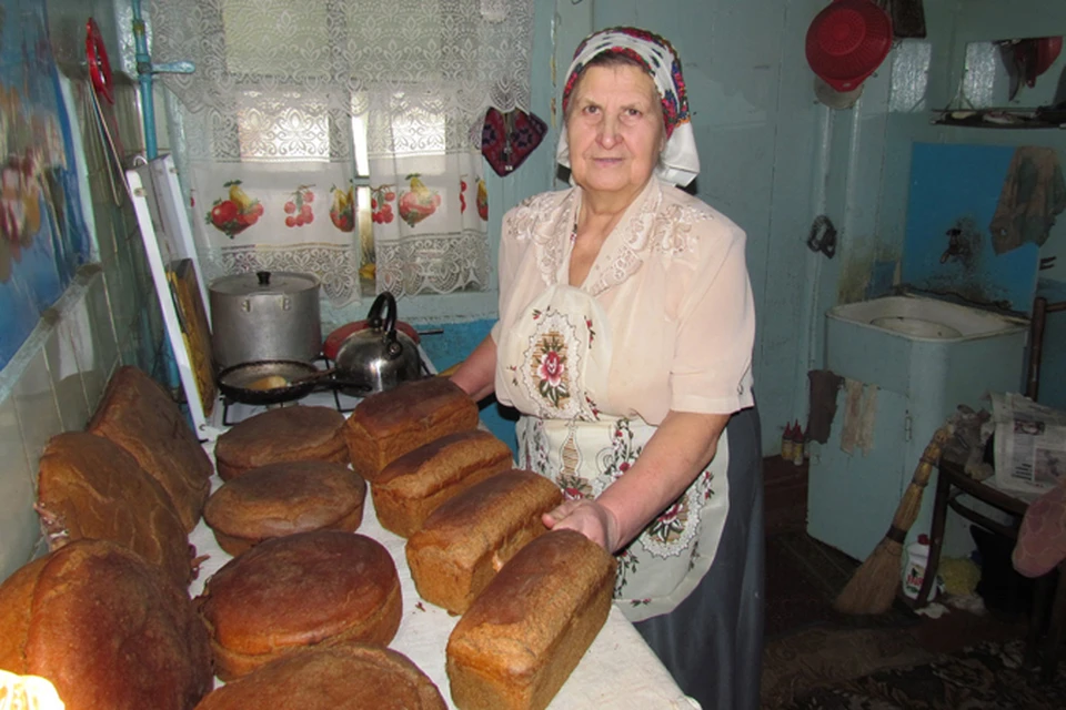 Степанида Лупач из одного и того же теста может испечь хлеб разного вкуса!