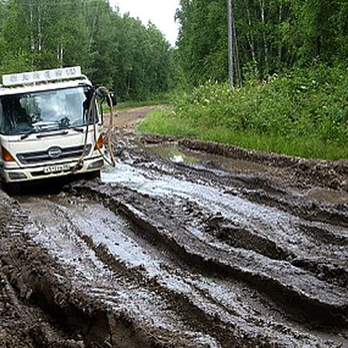 Амурский север: ухабы, пыль, сплошное бездорожье - KP.RU