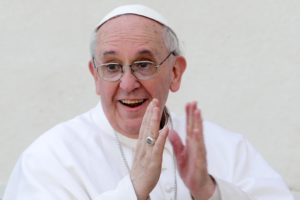 Папа Франциск вновь отказался от положенных по статусу удобств