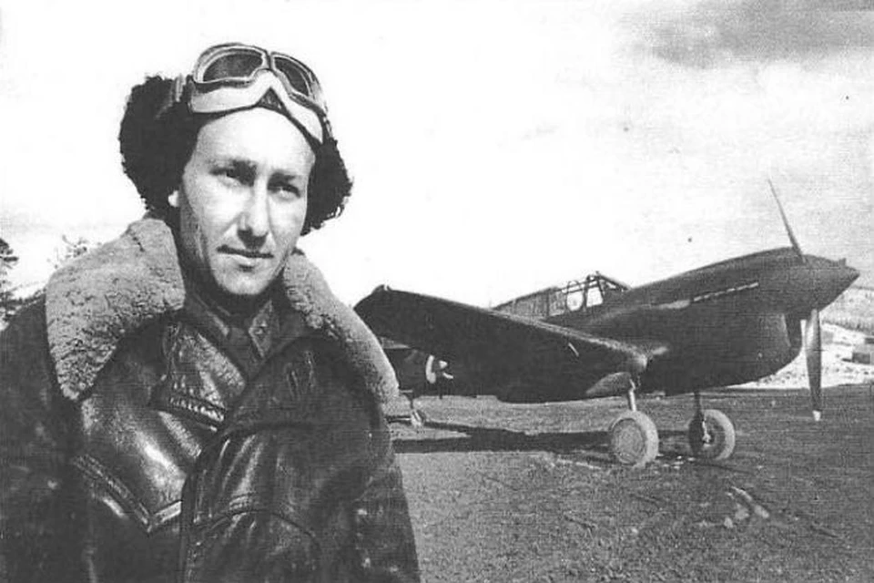 Во время войны Алексей Хлобыстов сбил 7 самолетов лично и 24 в группе. И совершил в небе Заполярья три воздушных тарана!