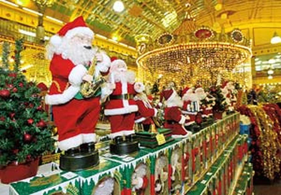 Санта-Клаусов в столице с каждым годом все больше.