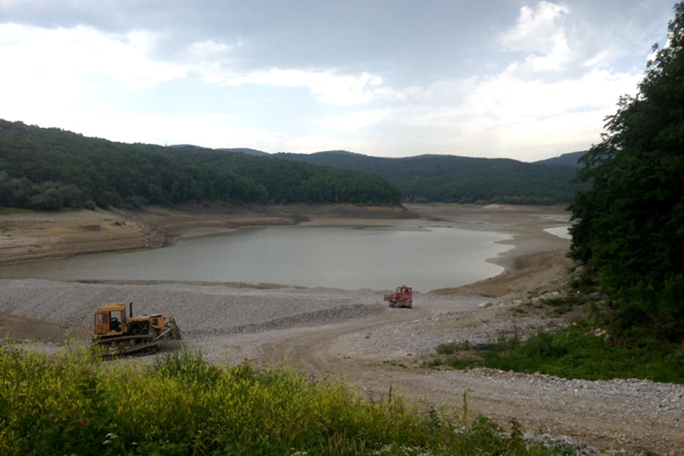 Вот так выглядело водохранилище в начале лета