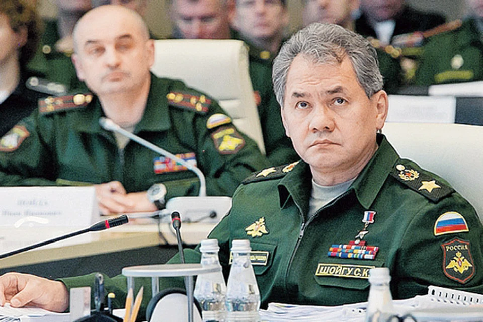 Министр обороны РФ Сергей Шойгу считает, что наша армия должна прикрыть российскую Арктику надежно и навсегда.