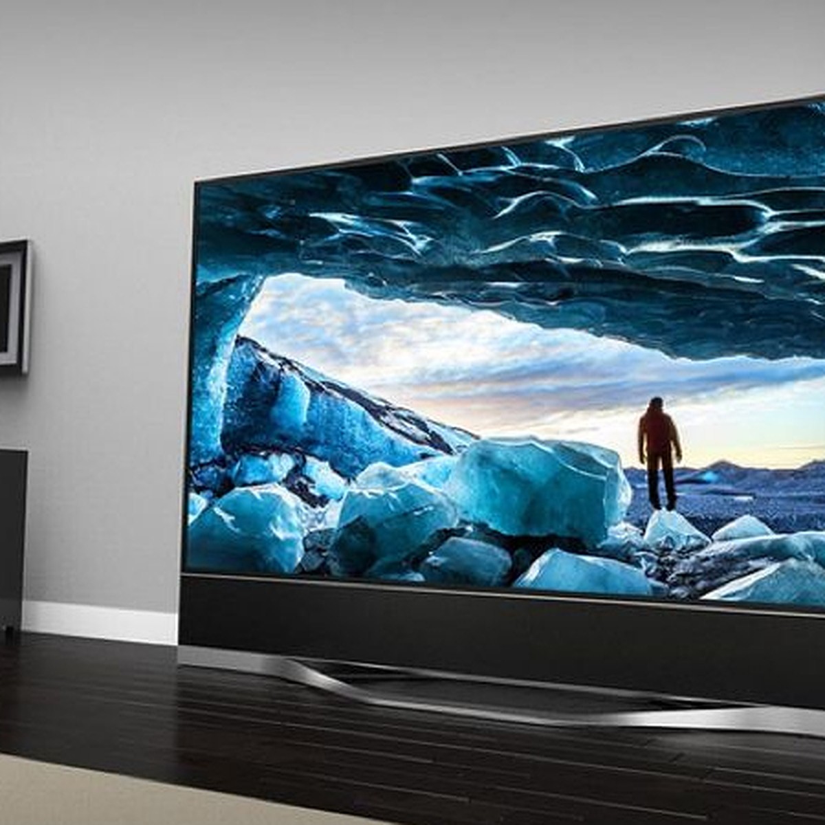 120-дюймовый UltraHD телевизор - это вам не шутки - KP.RU