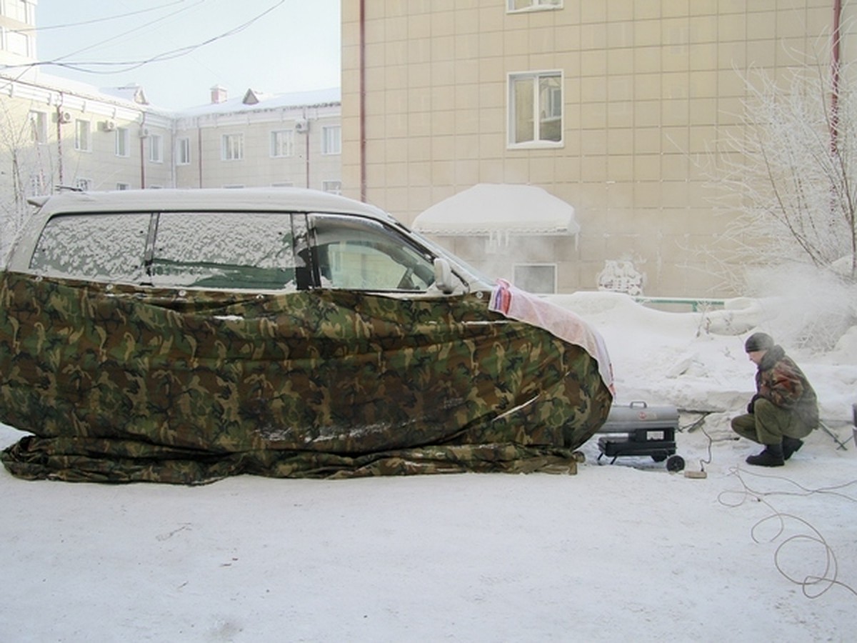 Кемеровчане накрывают машины полиэтиленом и покупают второй аккумулятор -  KP.RU