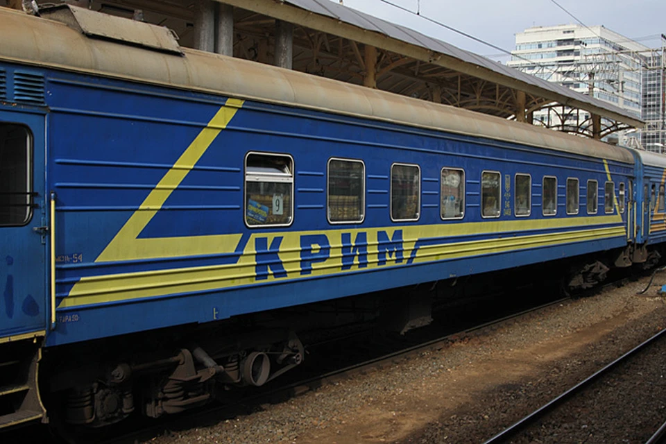 Всего между Россией и Украиной ходит 46 поездов, из них 14 формируются у нас, 25 - украинской дорогой