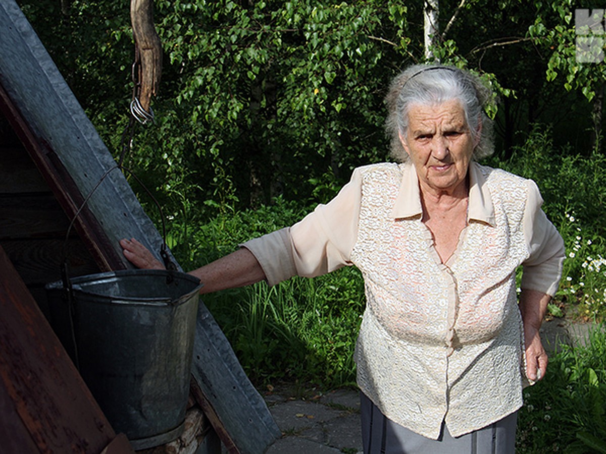 Известная в СССР целительница: Лечу и водой, и глиной, и своей энергией -  KP.RU